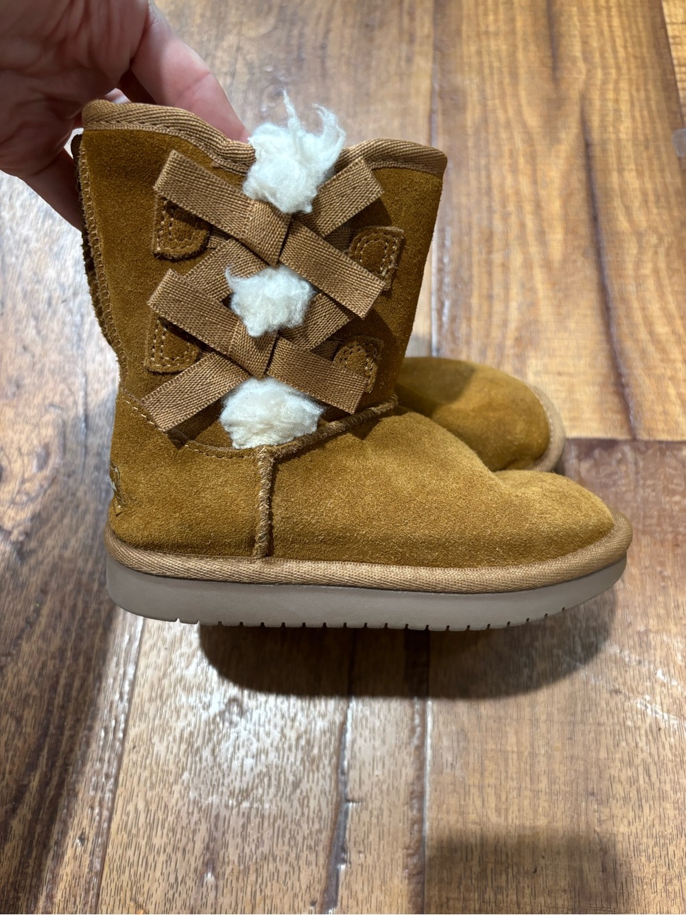 UGG The Koolaburra Kids Chestnut Suede Shearling Boot with Bow Detail